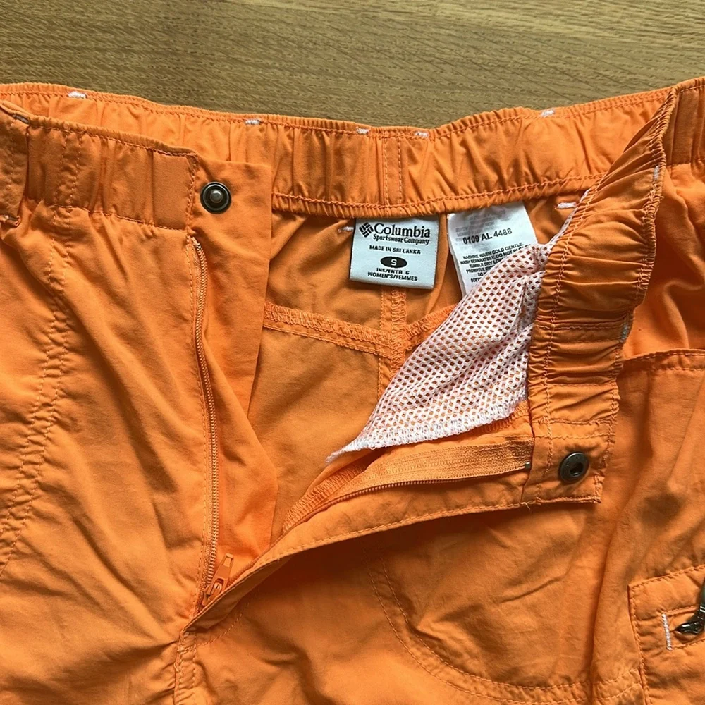 Columbia Women’s Hiking Shorts - Picture 2 of 6